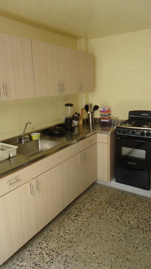 Iris Hostel Медельїн Екстер'єр фото