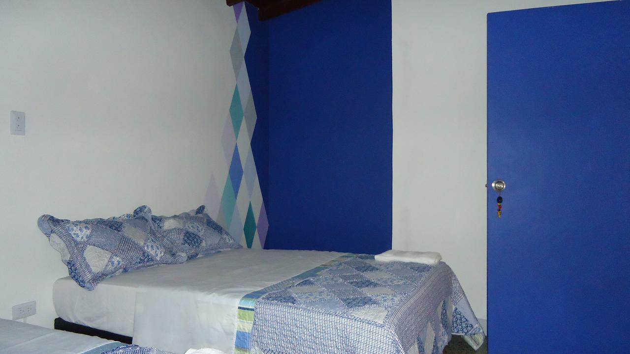 Iris Hostel Медельїн Екстер'єр фото