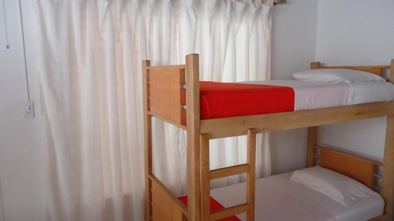 Iris Hostel Медельїн Екстер'єр фото